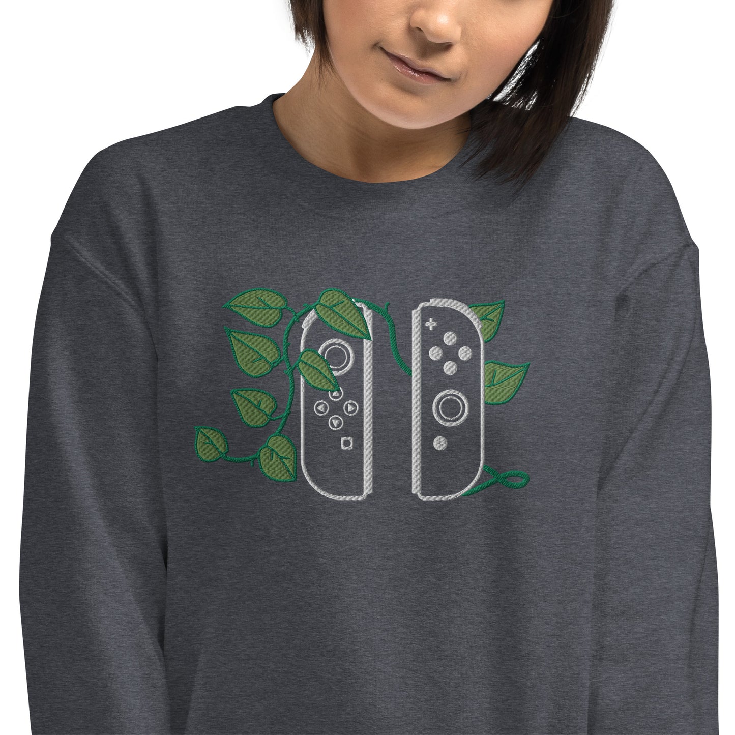 Joy Con Leaf Embroidered Crewneck Sweatshirt
