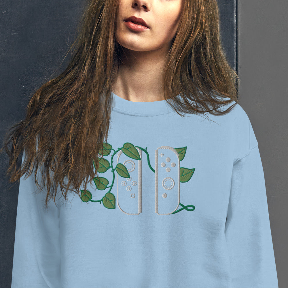 Joy Con Leaf Embroidered Crewneck Sweatshirt