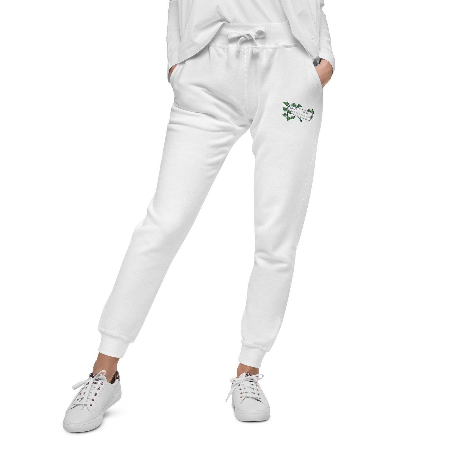 Wii Leaf Embroidered Unisex Fleece Sweatpants