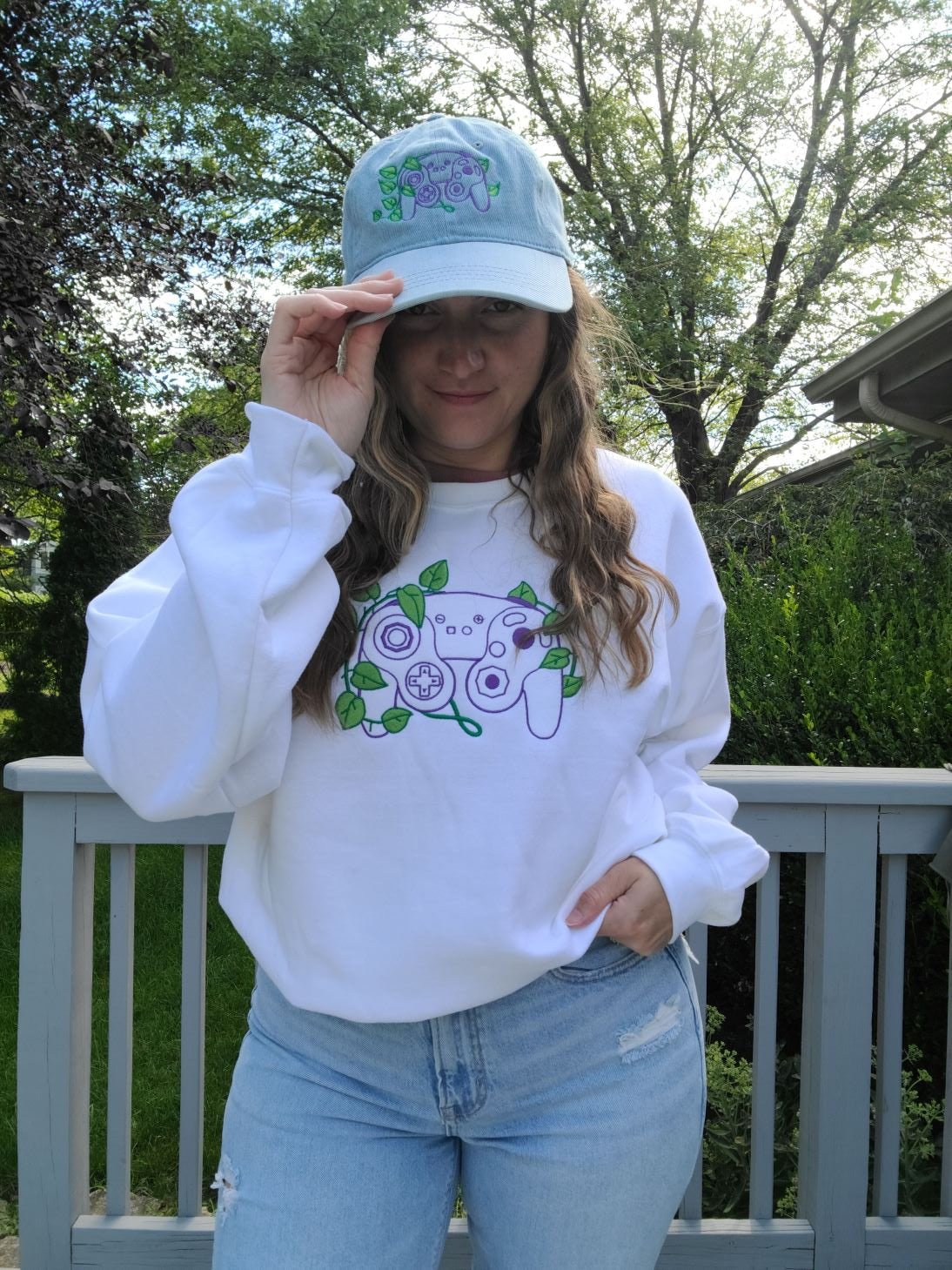 GC Leaf Embroidered Crewneck Sweatshirt