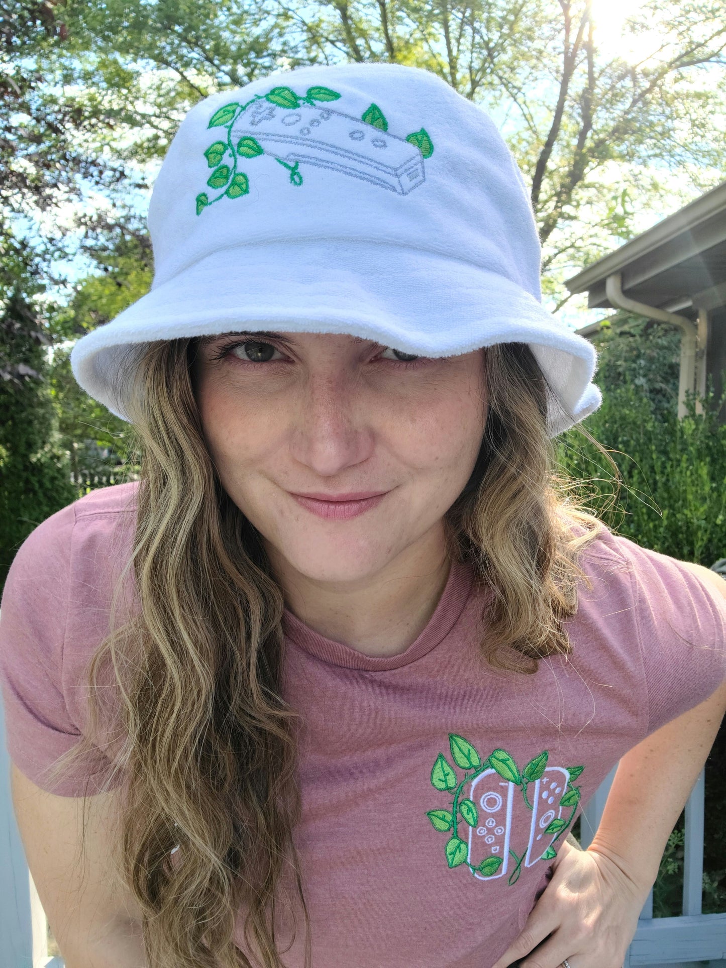 Wii Mote Leaf Embroidered Terry Bucket Hat