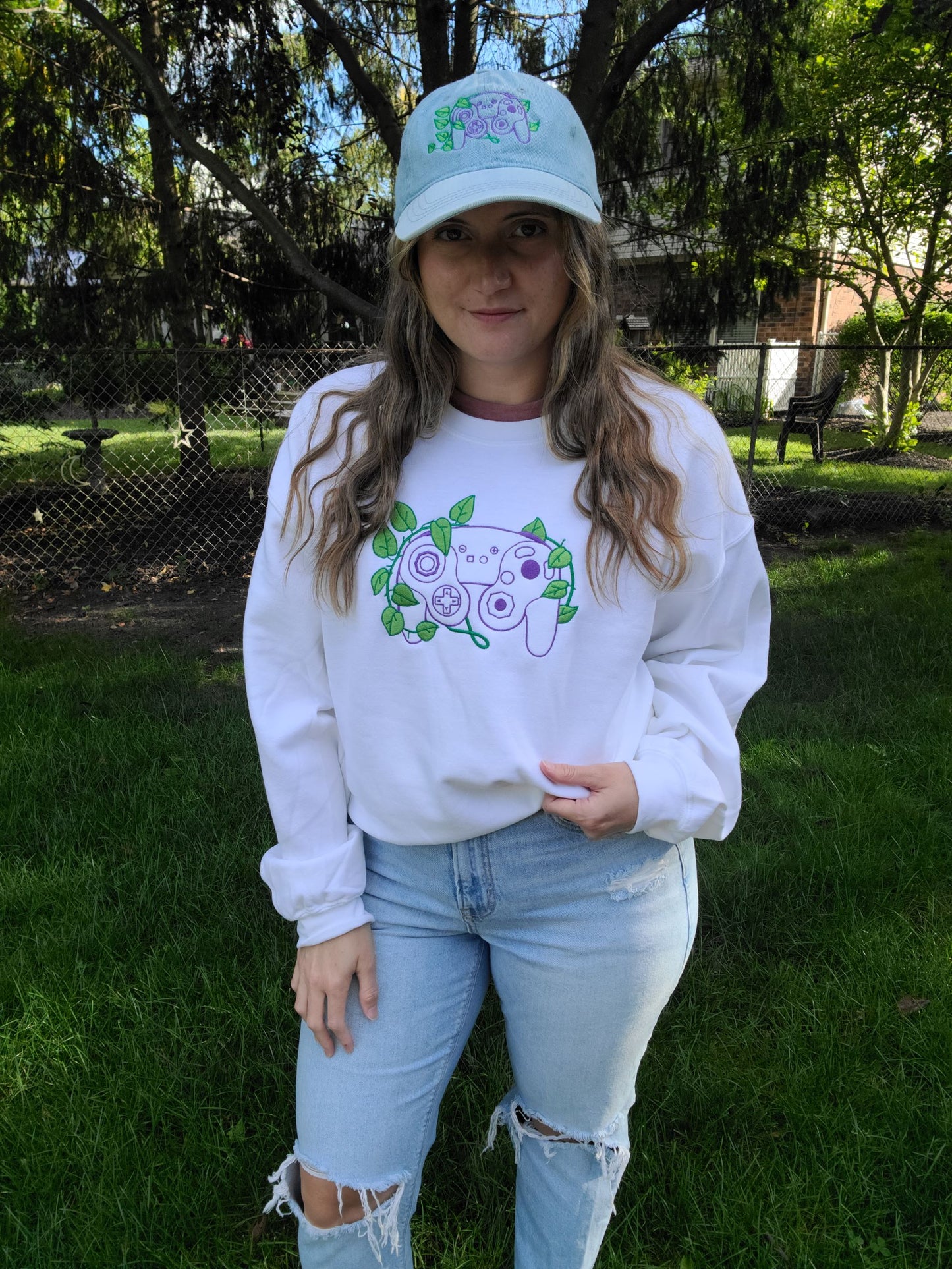 GC Leaf Embroidered Crewneck Sweatshirt