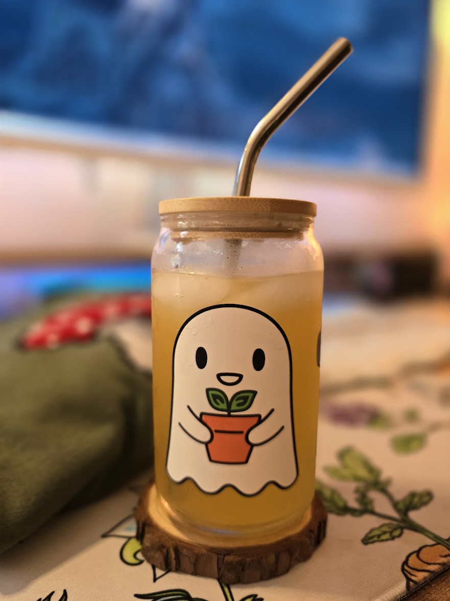 Cozy Gamer Ghosts Can Glass