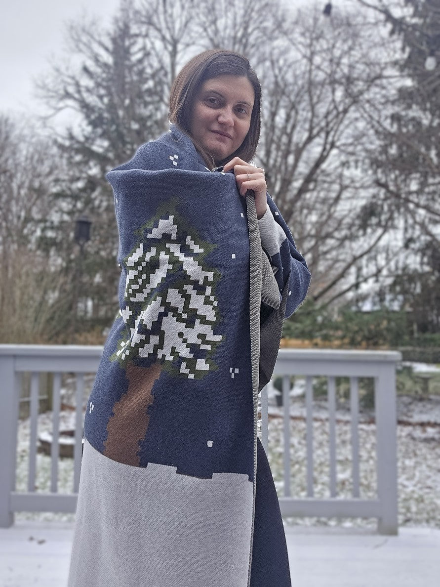 Snowy Pixel Night Knitted Blanket