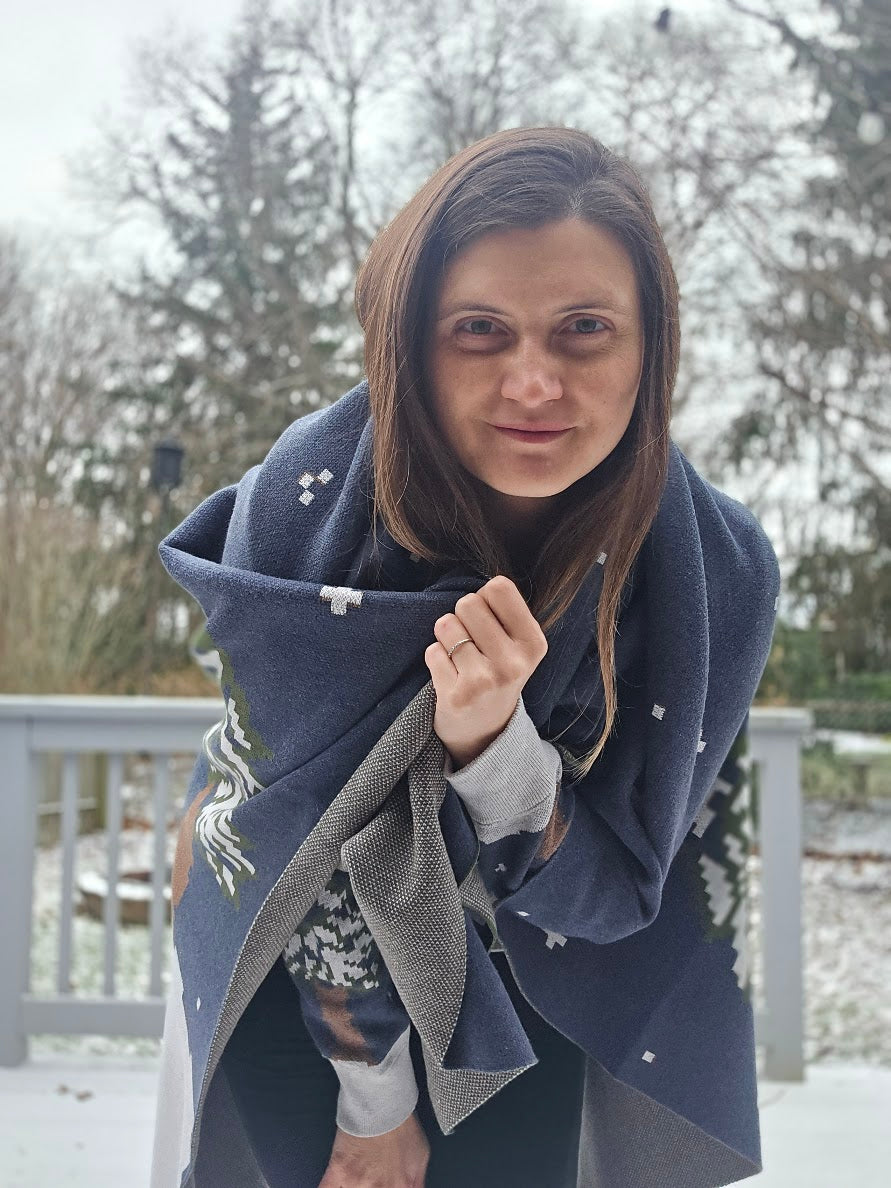 Snowy Pixel Night Knitted Blanket