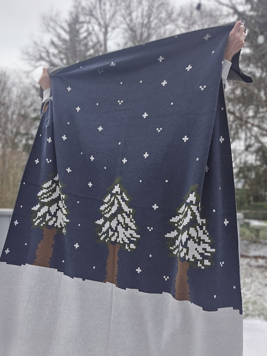 Snowy Pixel Night Knitted Blanket