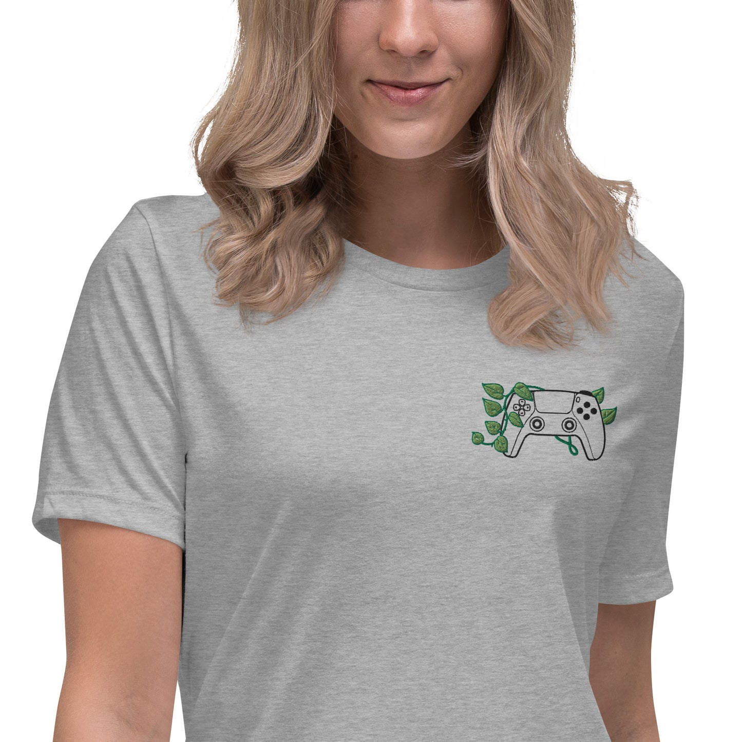 PS5 Leaf Embroidered Women's T-Shirt